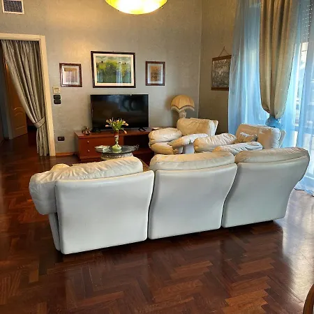 Mamma Mary Apartment Syracuse